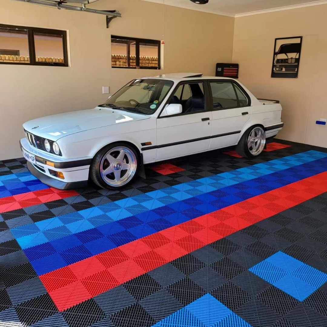 ProTile Gulvklinker - Perfekt til Garage, Klargørings hal og showrooms