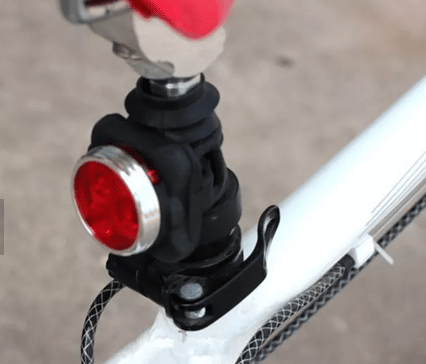 Kraftigt Cykellygte sæt, nem universal montering - Forlygte og baglygte